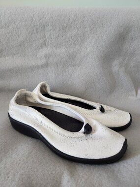 Arcopedico Shoes Women's 37 EU 6.5 US White Sparkle Lightweight Arch Support